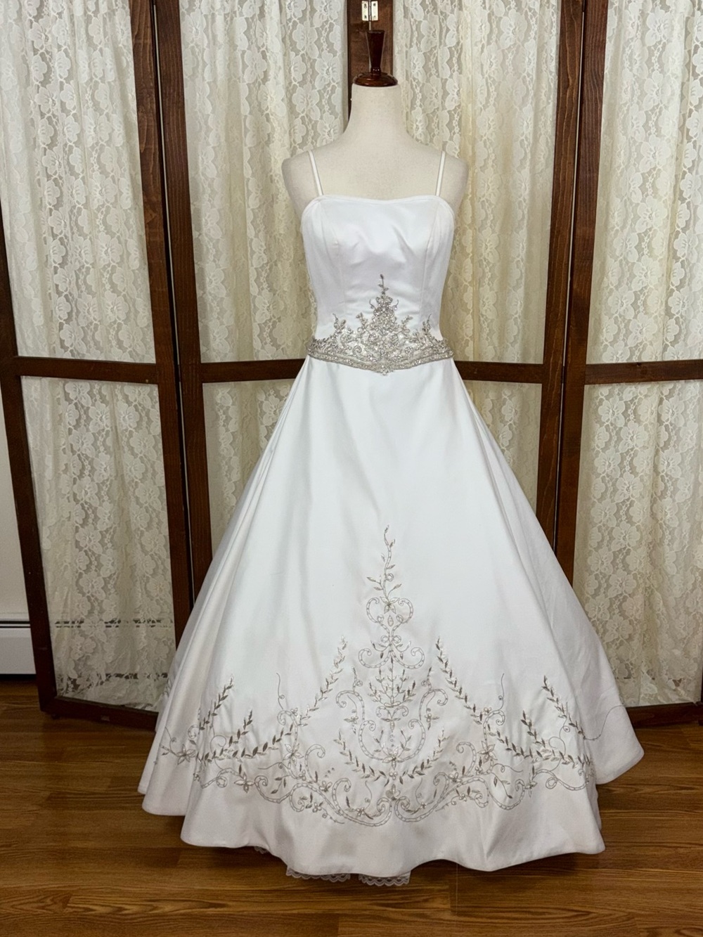 Stunning Vintage Y2K Mary’s Bridal Satin Wedding Gown